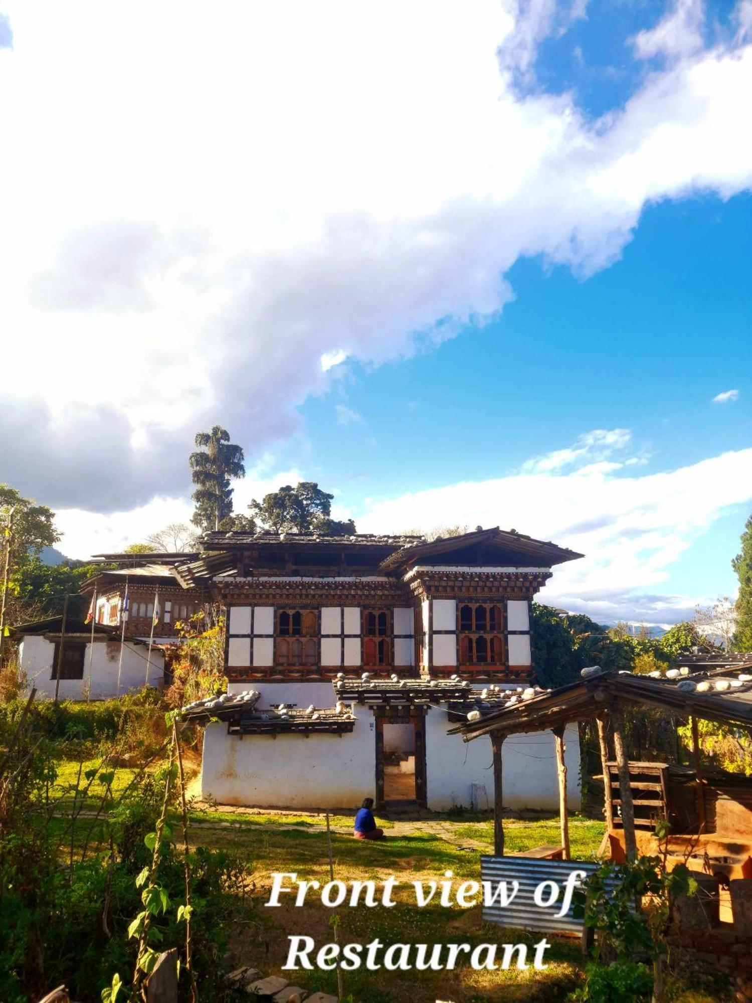 Nobgang "Traditional Heritage Homestay" Пунакха Екстериор снимка